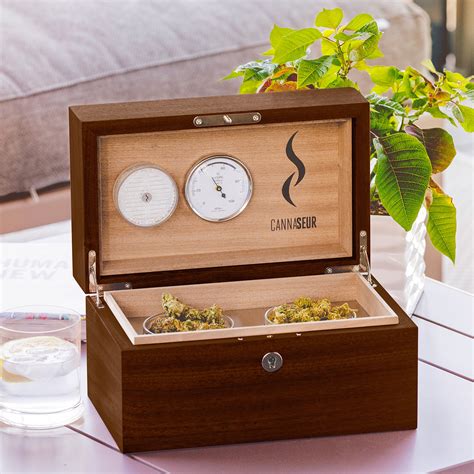 marijuana humidor reviews